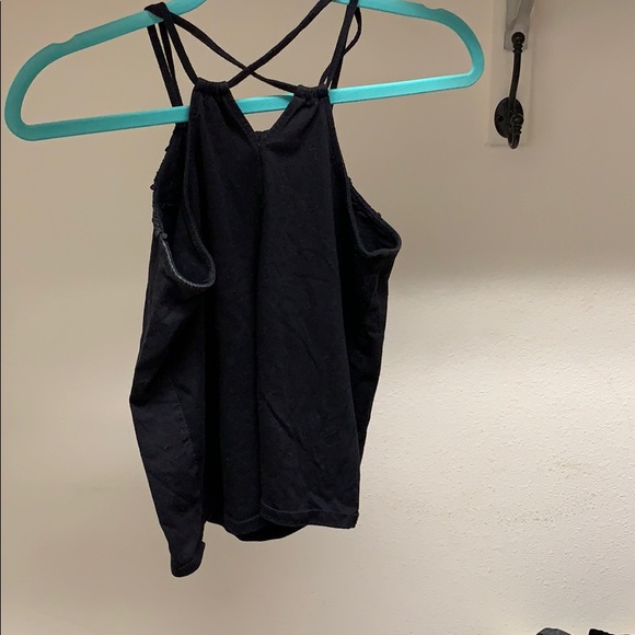 Stylish spaghetti strap tank top 🔥 - Picture 2 of 3